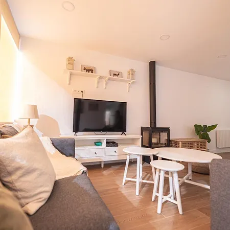 Holidays. Rosebud. 3 & Parking. 8 Personas Apartmán Sierra Nevada