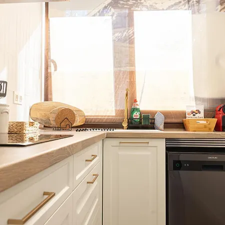 Apartmán Holidays. Rosebud. 3 & Parking. 8 Personas