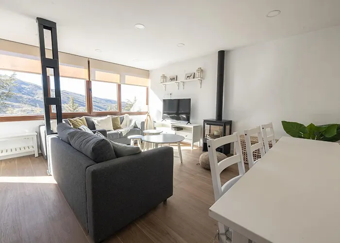 Holidays. Rosebud. 3 & Parking. 8 Personas * Σιέρρα Νεβάδα