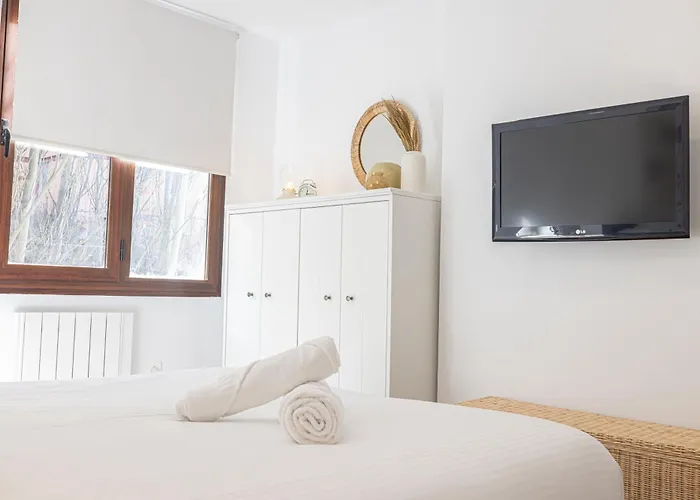 아파트 Holidays. Rosebud. 3 & Parking. 8 Personas 시에라네바다